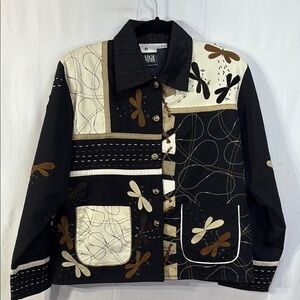 🚢 Yak Magik Artistic Black and Cream Patchwork Blazer